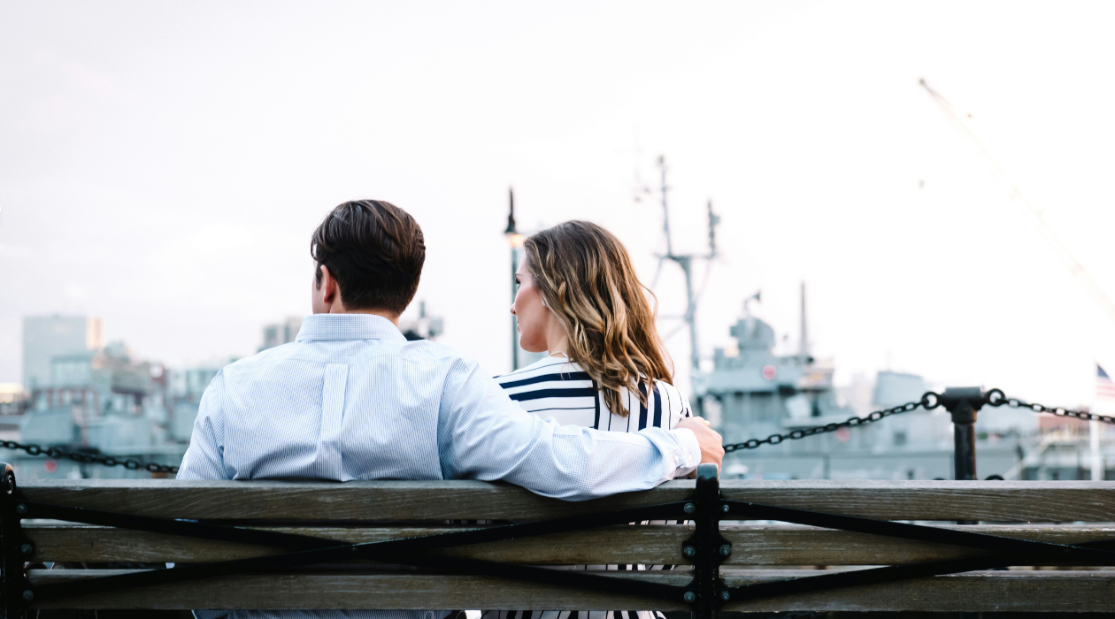 Couple looking the sea